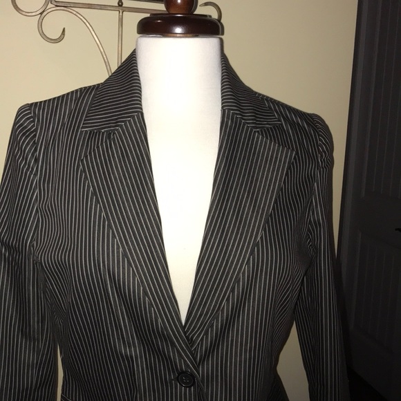 Old Navy Stretch Collection Size M Blazer - Picture 2 of 5